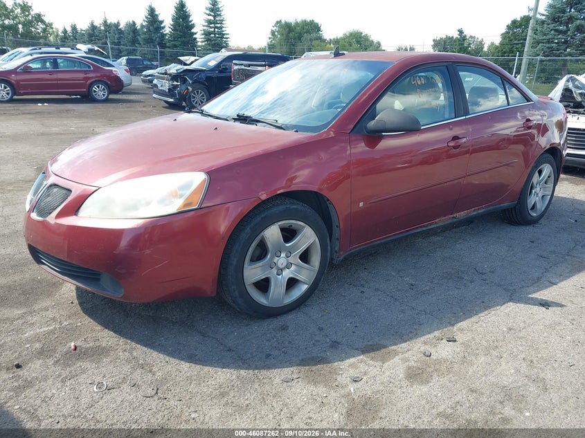 2008 Pontiac G6, Front & Rear, IAAI, VIN 1G2ZG57B584219083 — photo 2