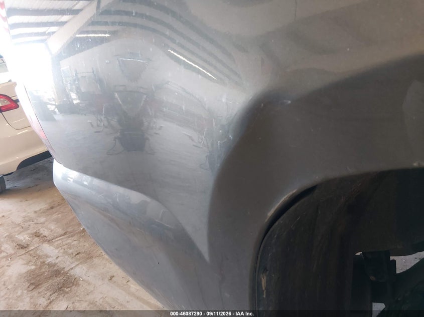 CHEVROLET AVALANCHE 1500 2011 VIN 3GNTKFE39BG143533