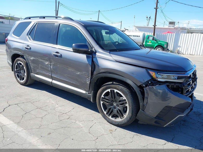2026 Honda Pilot Touring/Touring Blackout