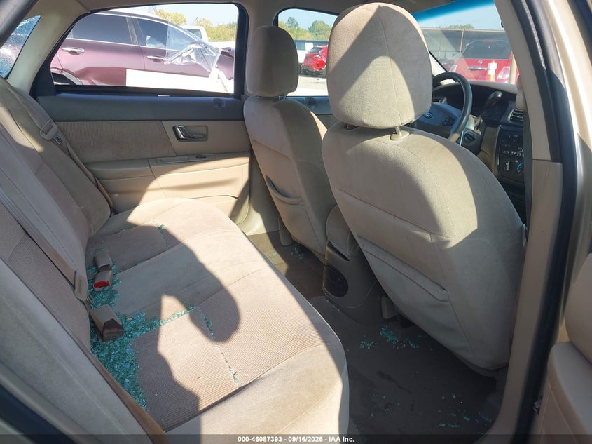 2001 FORD TAURUS auction photo 8