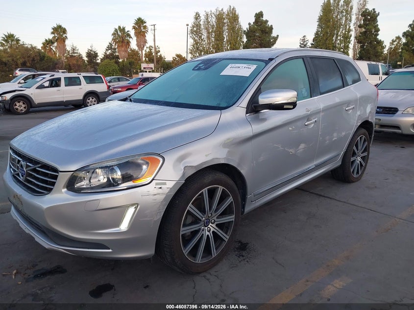 VOLVO XC60 - zdjęcie 6