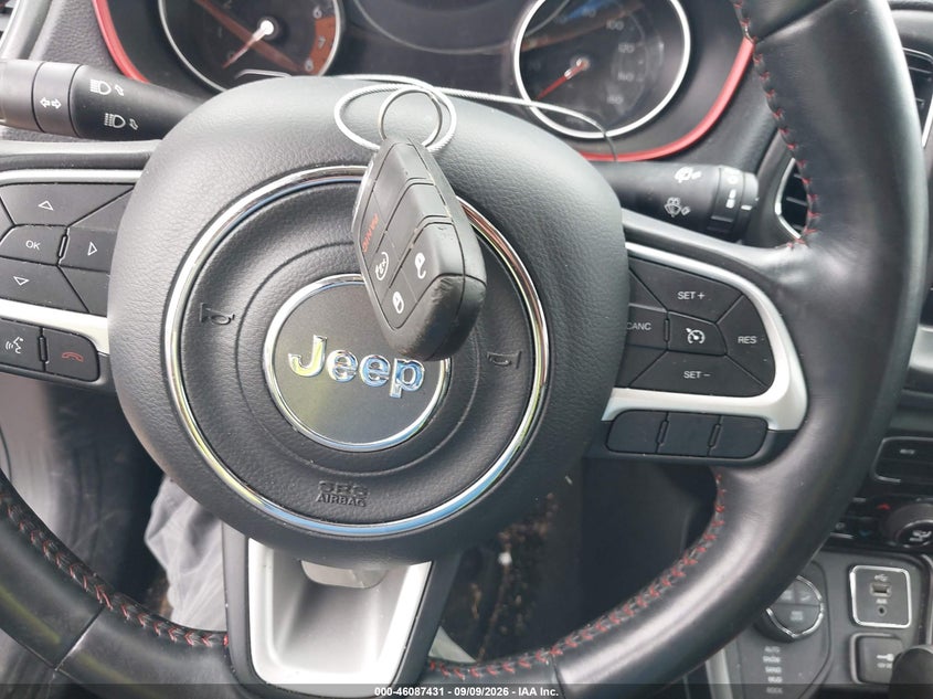 Фото 11 - JEEP COMPASS
