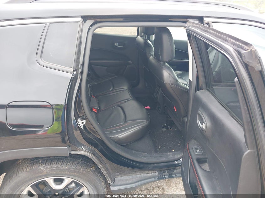 2018 JEEP COMPASS TRAILHAWK 4X4 · Фото 8