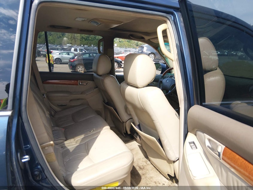 2004 LEXUS GX SPORT UTILITY VEHICLE 4.7L V-8 DOHC, PREMIUM , 235HP