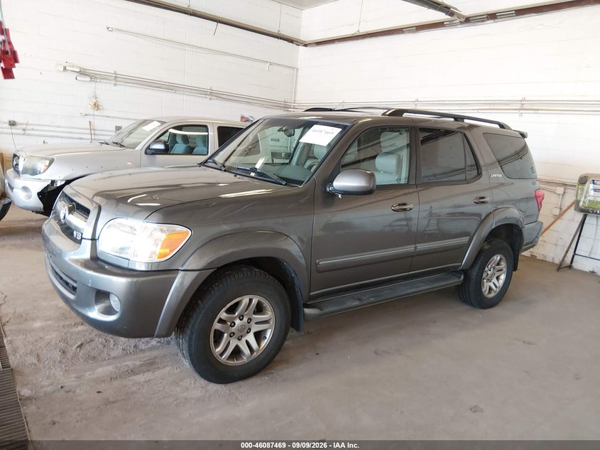 2006 TOYOTA SEQUOIA auction photo 2