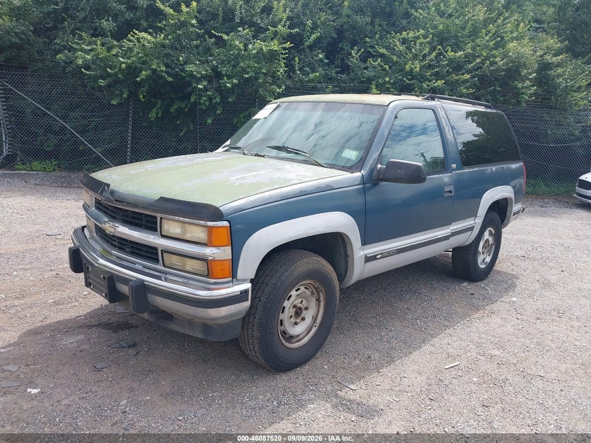 1994 CHEVROLET BLAZER auction photo 2