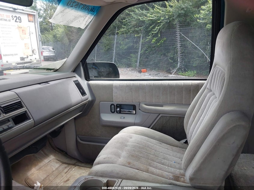 1994 CHEVROLET BLAZER auction photo 5
