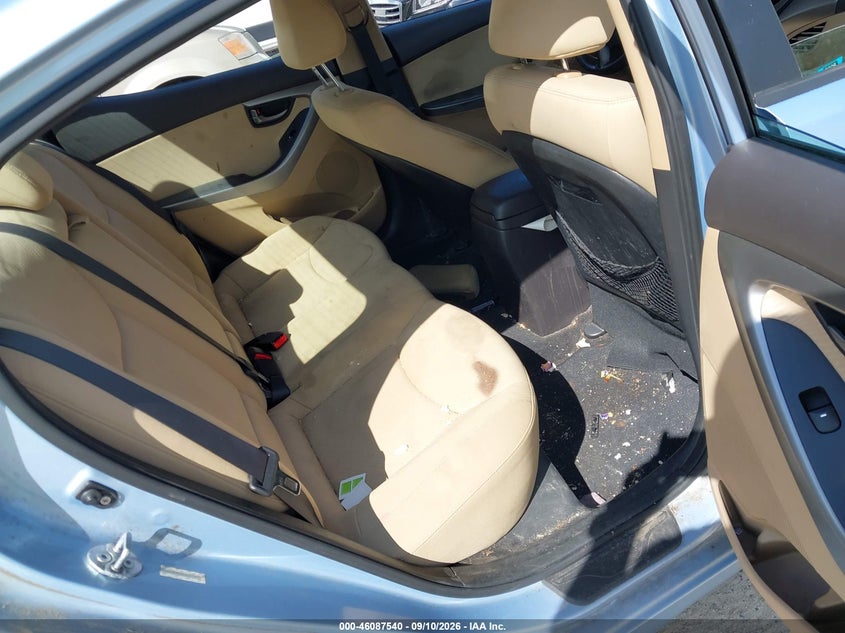 2013 HYUNDAI ELANTRA auction photo 8