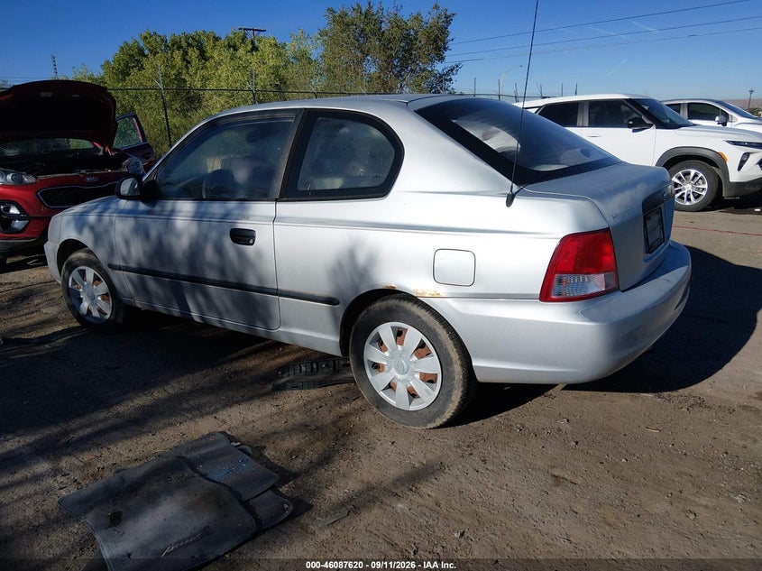 2002 HYUNDAI ACCENT auction photo 3