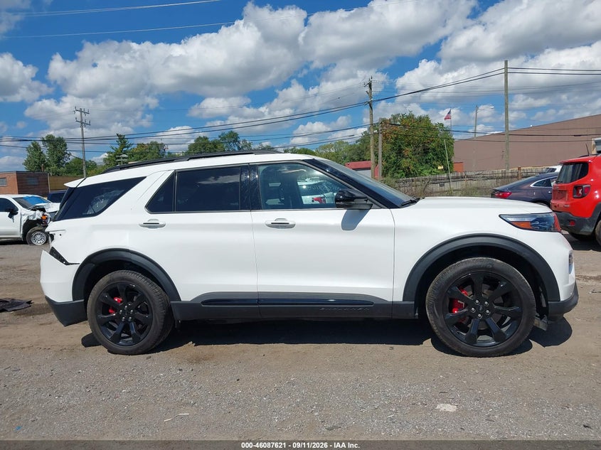2023 FORD EXPLORER ST · Фото 13