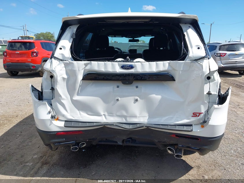 2023 FORD EXPLORER ST · Фото 16