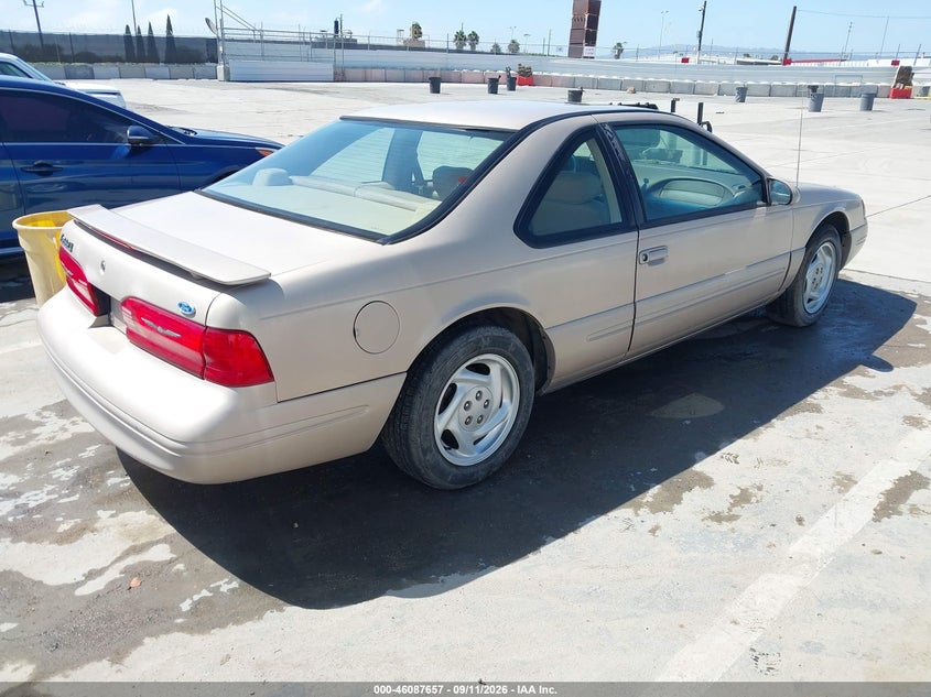 1997 FORD THUNDERBIRD auction photo 4