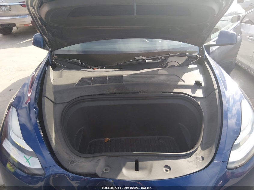 TESLA MODEL Y - zdjęcie 10