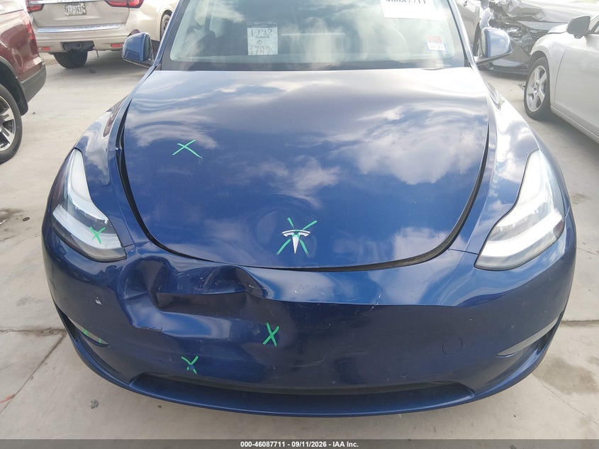 TESLA MODEL Y - zdjęcie 12