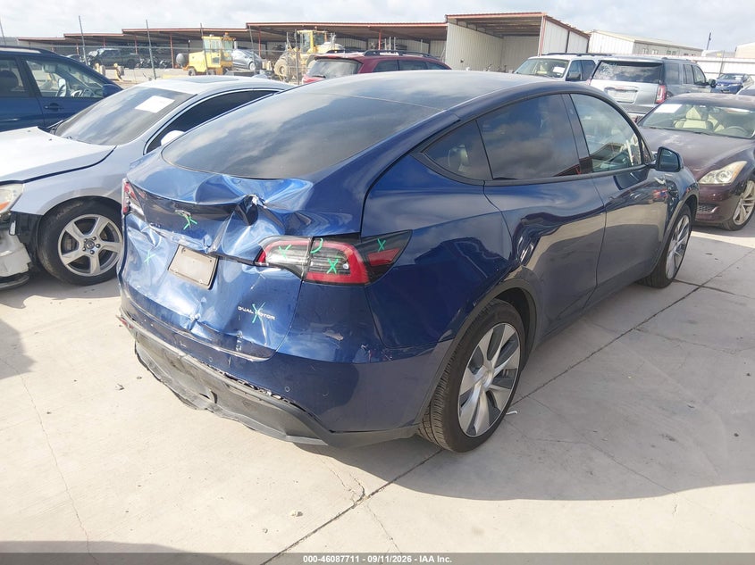 TESLA MODEL Y - zdjęcie 4