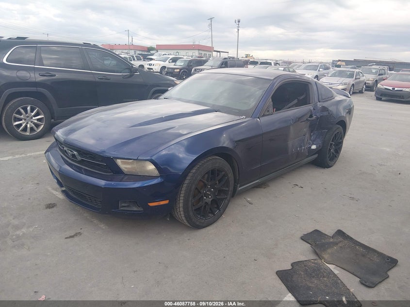Vin: 1zvbp8am8c5232726, lot: 46587366, ford mustang v6 premium 20122