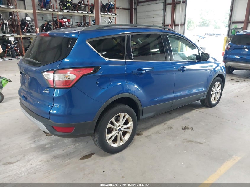 Vin: 1fmcu9gd3jud31143, lot: 46587372, ford escape se 20184