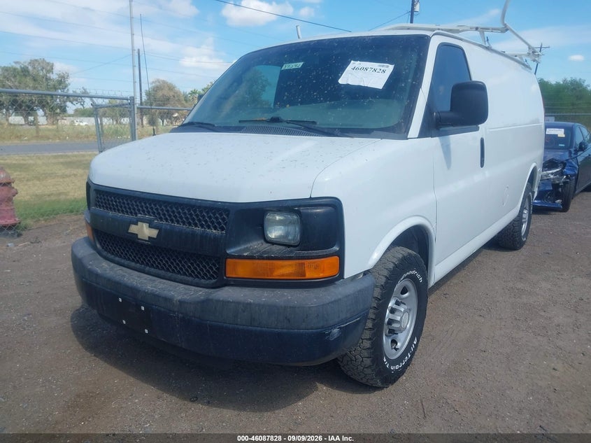 2016 CHEVROLET EXPRESS 2500 auction photo 2