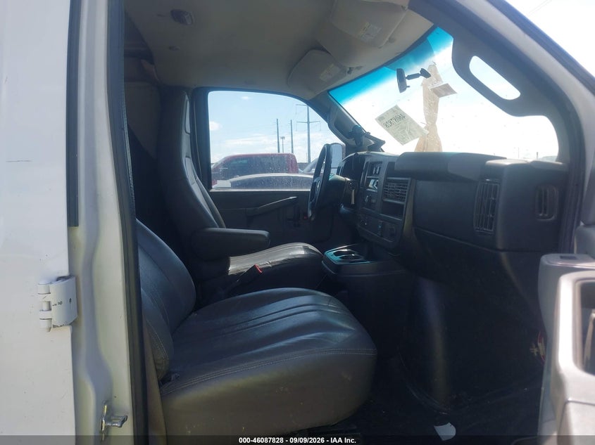 2016 CHEVROLET EXPRESS 2500 auction photo 5