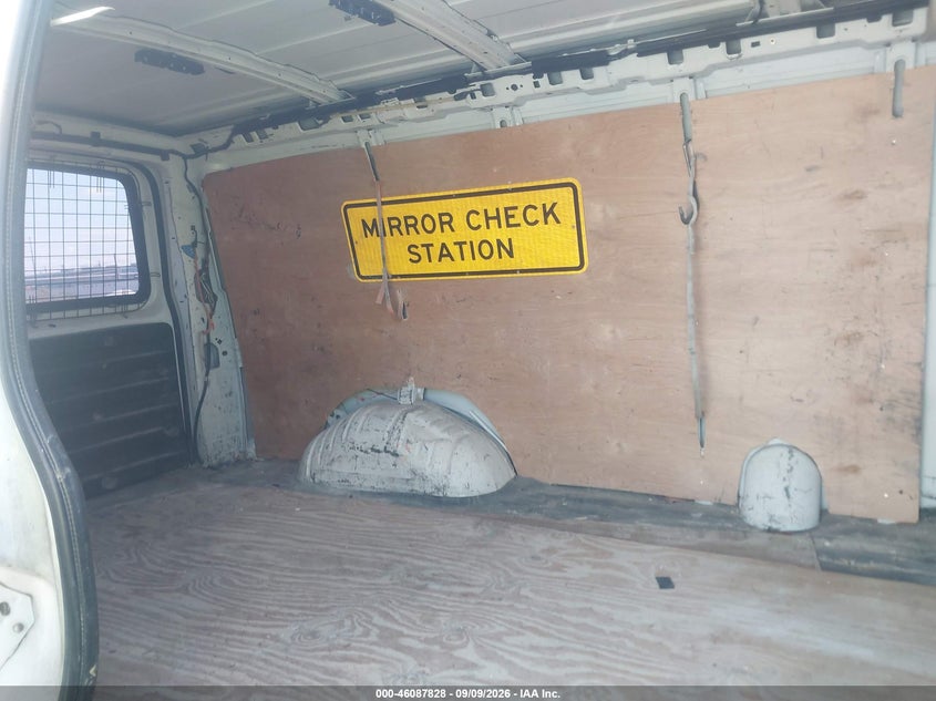 2016 CHEVROLET EXPRESS 2500 auction photo 8