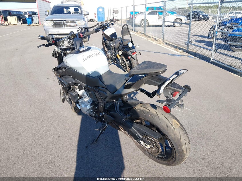 2026 CF MOTO 675SNK auction photo 3