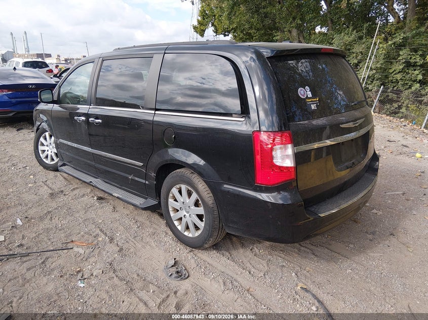 Vin: 2c4rc1cg7dr597169, lot: 46587550, chrysler town & country touring-l 20133