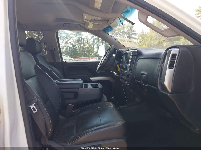 2016 CHEVROLET SILVERADO 2500HD auction photo 5