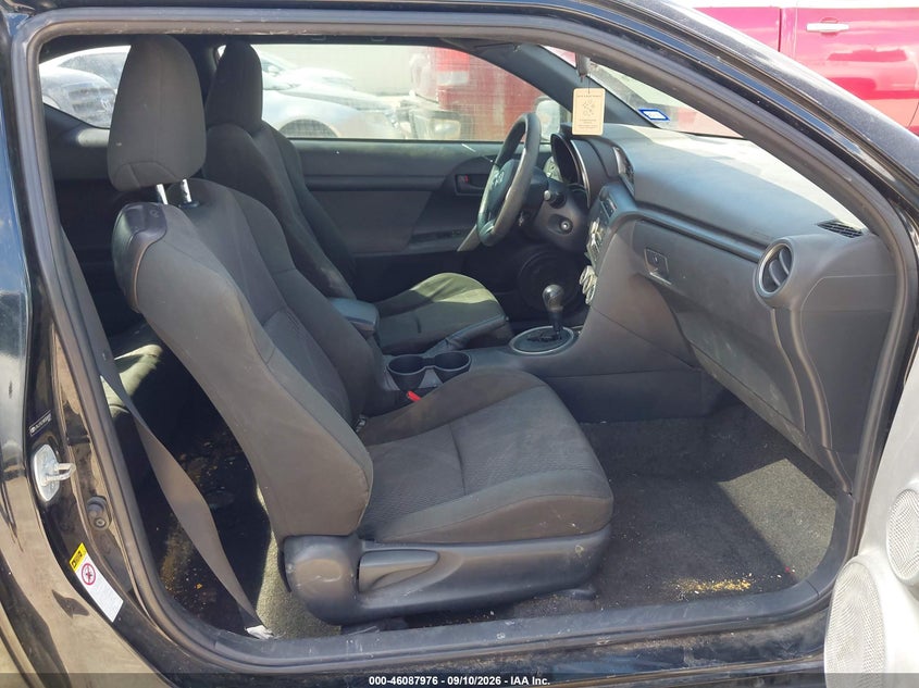 2011 SCION TC · Фото 5