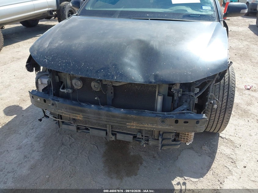 2011 SCION TC · Фото 6