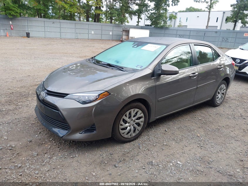 Vin: 2t1burhe4hc953264, lot: 46587589, toyota corolla le 20172