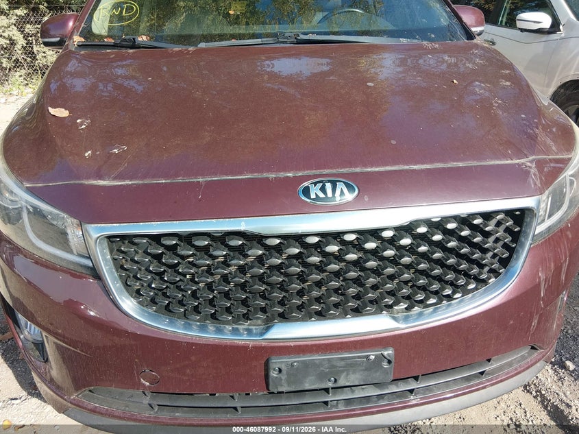 2015 KIA SEDONA auction photo 6