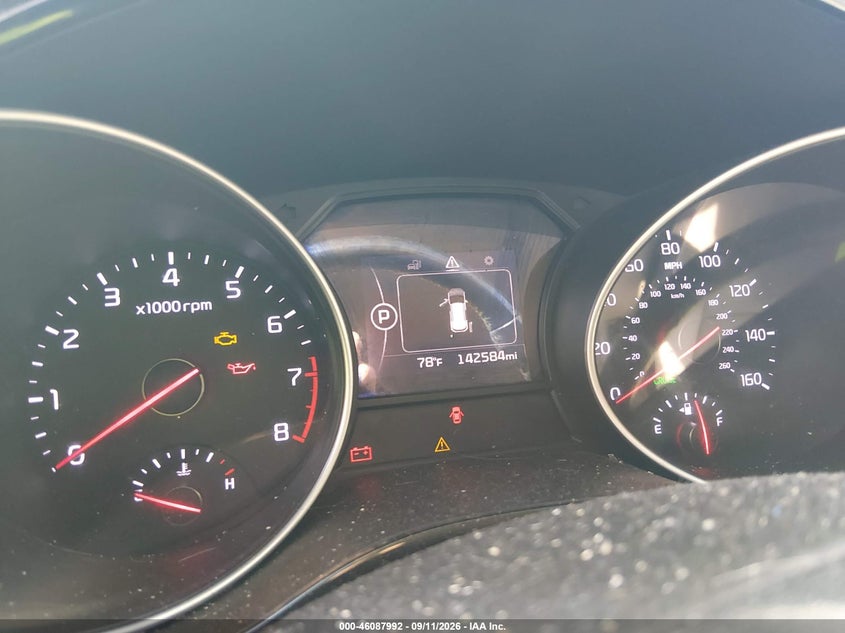 2015 KIA SEDONA auction photo 7