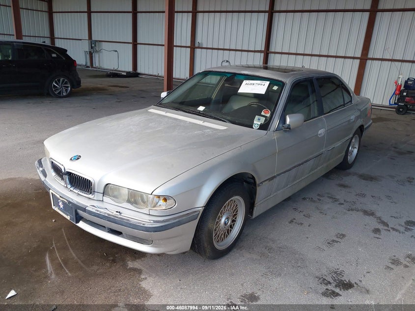 2001 BMW 740IL auction photo 2