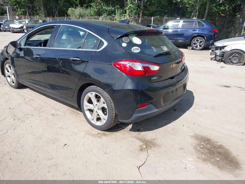 Vin: 3g1bf6sm6hs521022, lot: 46587606, chevrolet cruze premier auto 20173