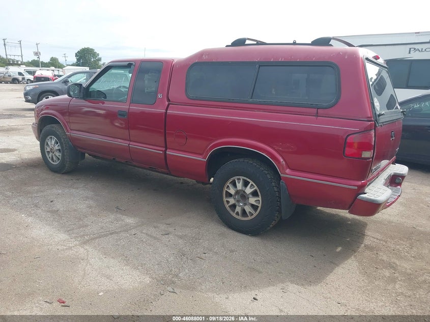 GMC SONOMA 2002 VIN 1GTDT19W928121135
