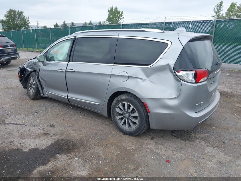 Vin: 2c4rc1eg5lr132823, lot: 46587660, chrysler pacifica 35th anniversary touring l plus 20203
