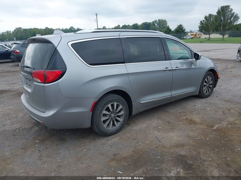Vin: 2c4rc1eg5lr132823, lot: 46587660, chrysler pacifica 35th anniversary touring l plus 20204