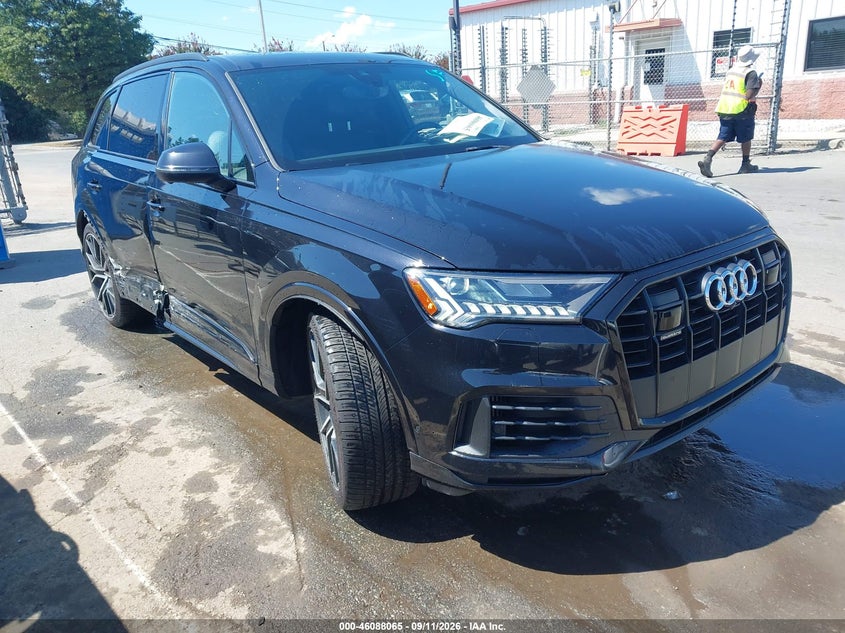 AUDI Q7 - zdjęcie 1