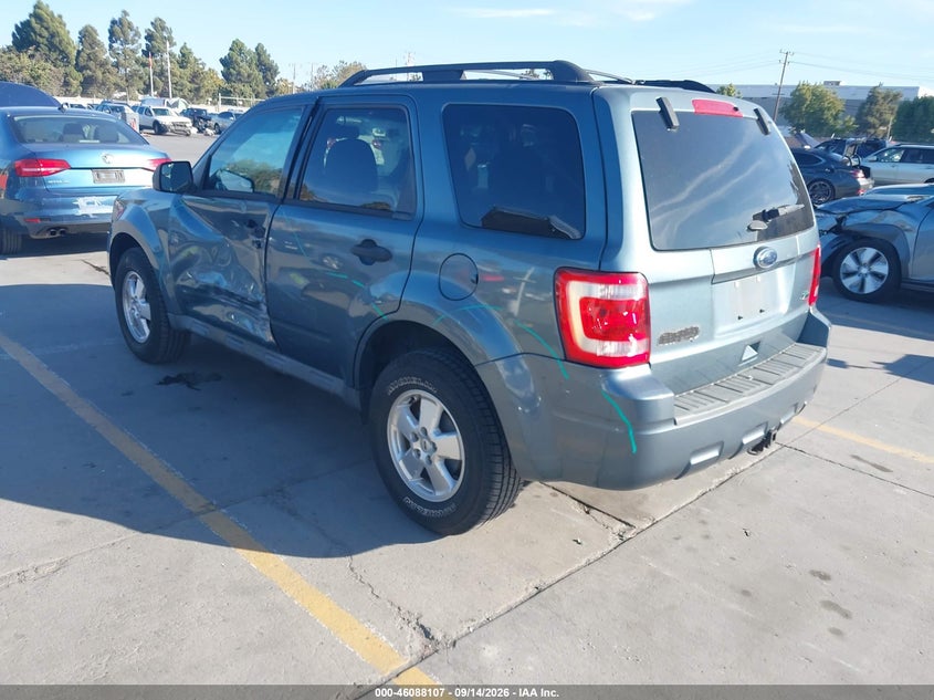 Vin: 1fmcu0dg1cka22912, lot: 46587714, ford escape xlt 20123