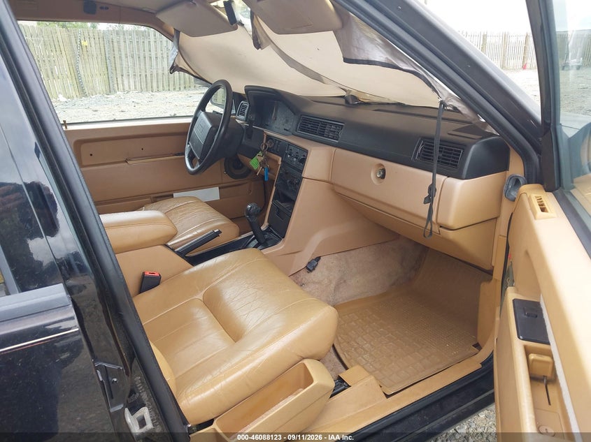 1993 VOLVO 940