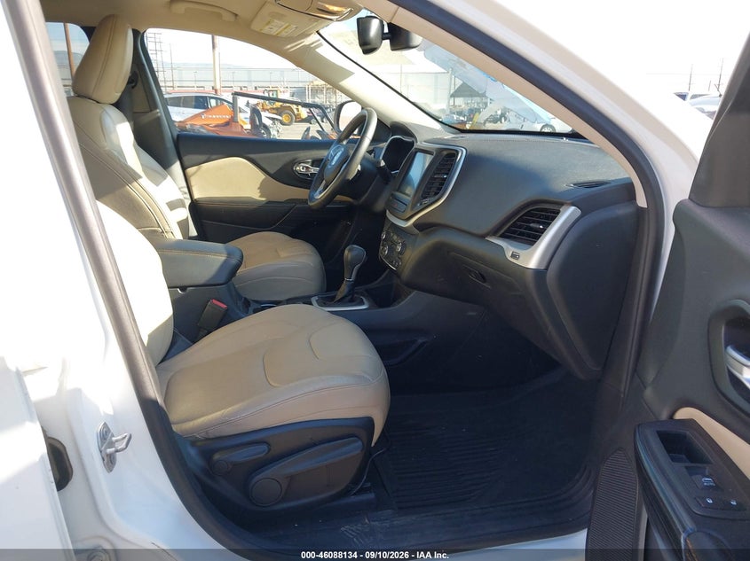 2015 JEEP CHEROKEE auction photo 5