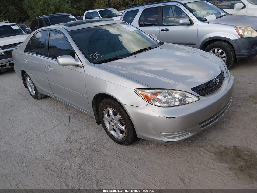 2002 TOYOTA CAMRY LE