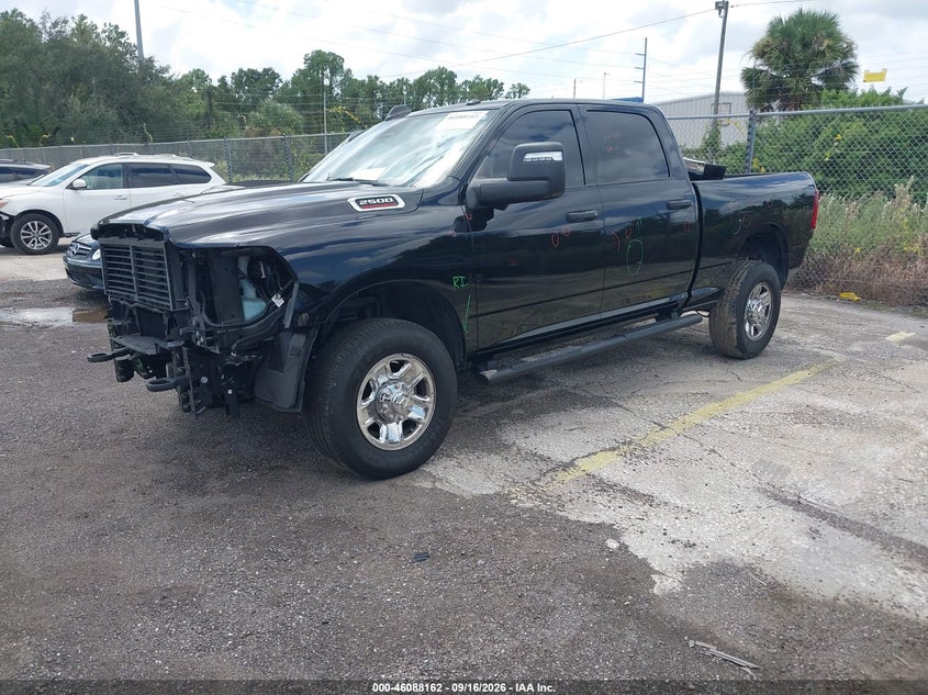 Vin: 3c6ur5cj8sg560170, lot: 46587769, ram 2500 tradesman  4x4 6'4 box 20252