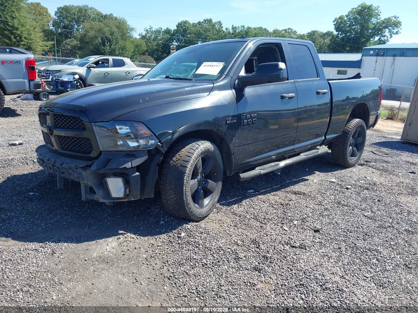 Vin: 1c6rr7ft2hs509781, lot: 46587804, ram 1500 express  4x4 6'4 box 20172