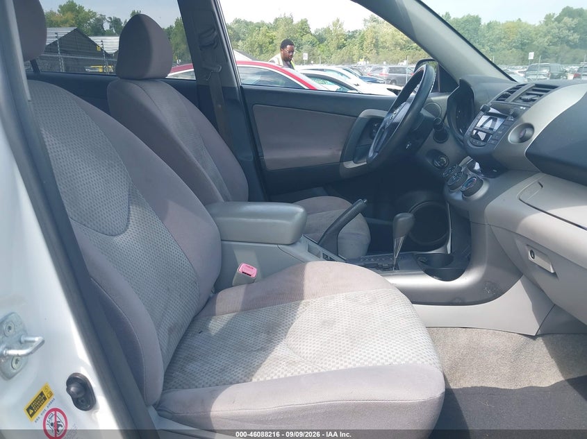 2008 TOYOTA RAV4 auction photo 5