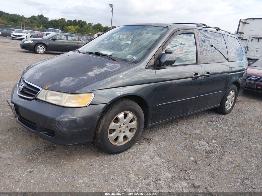 2004 Honda Odyssey, Front & Rear, IAAI, VIN 5FNRL18884B115225 — photo 2