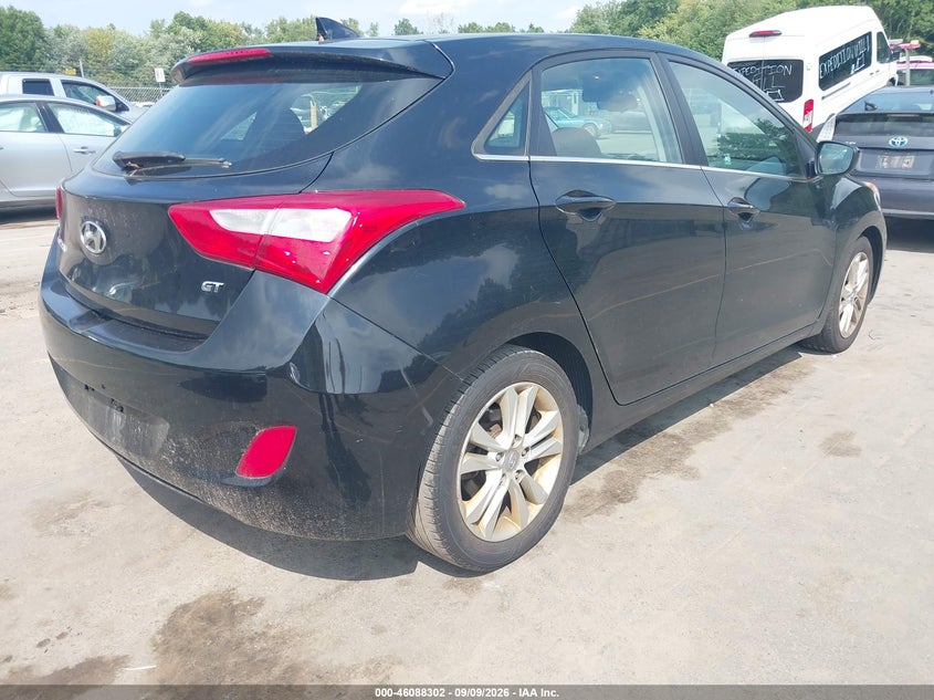 2013 HYUNDAI ELANTRA GT auction photo 4
