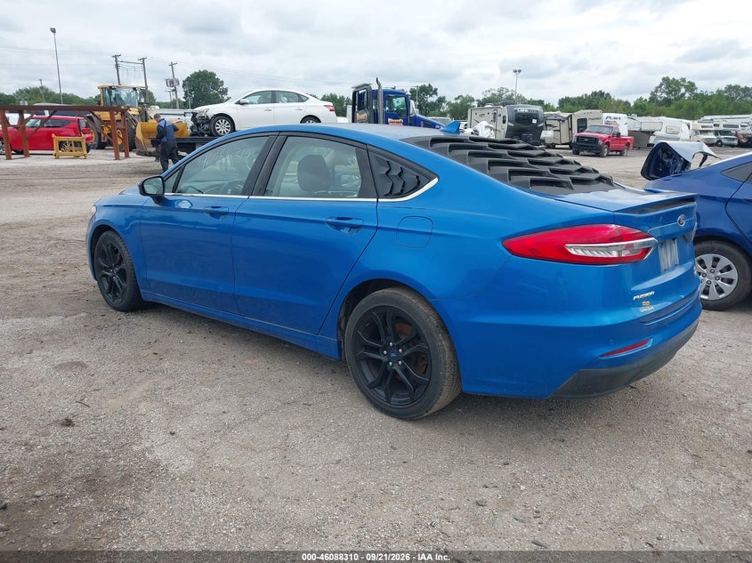 Vin: 3fa6p0hd4lr166576, lot: 46587917, ford fusion se 20203