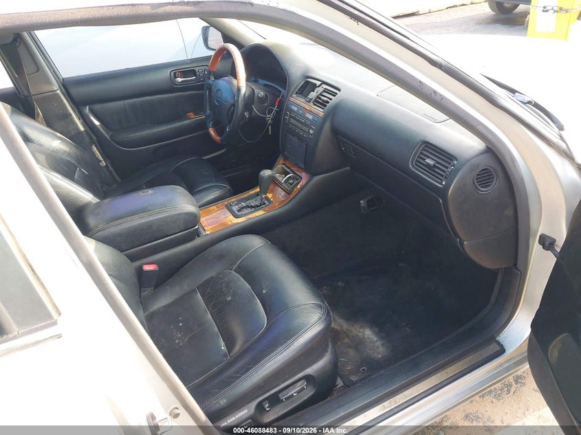 LEXUS LS 400 2000 VIN JT8BH28F1Y0173686