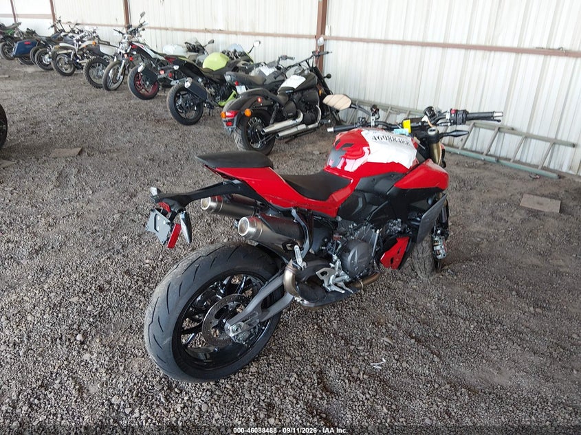 2025 DUCATI STREETFIGHTER auction photo 4